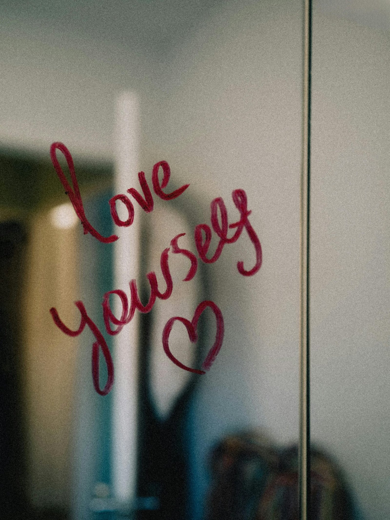 Learn how to improve yourself - start with selflove first